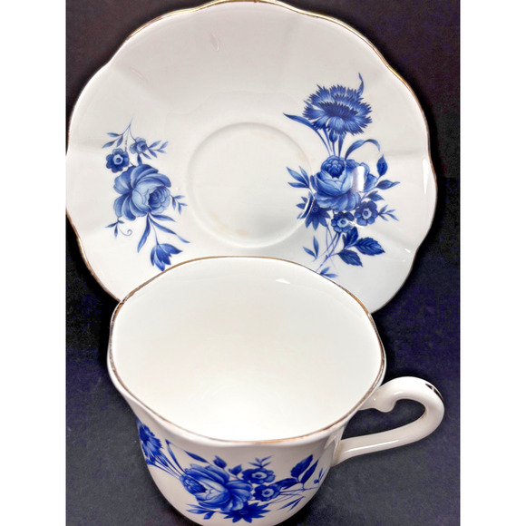 Vtg ELIZABETHAN Fine Bone China Taylor & Kent Teacup Cup Saucer England - Picture 12 of 16